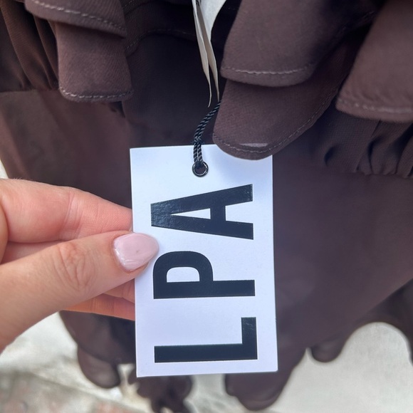 LPA Jess Flounce Scarf Top in Chocolate Brown New with Tags! - Picture 8 of 9